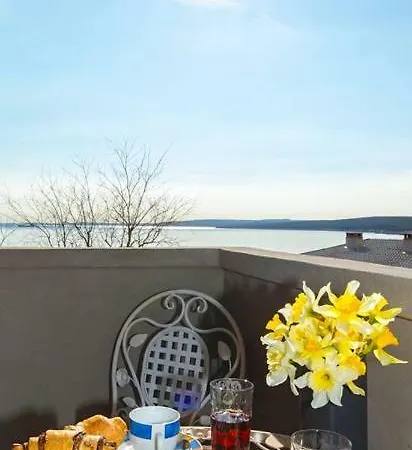 Stefania On The Apartmán *